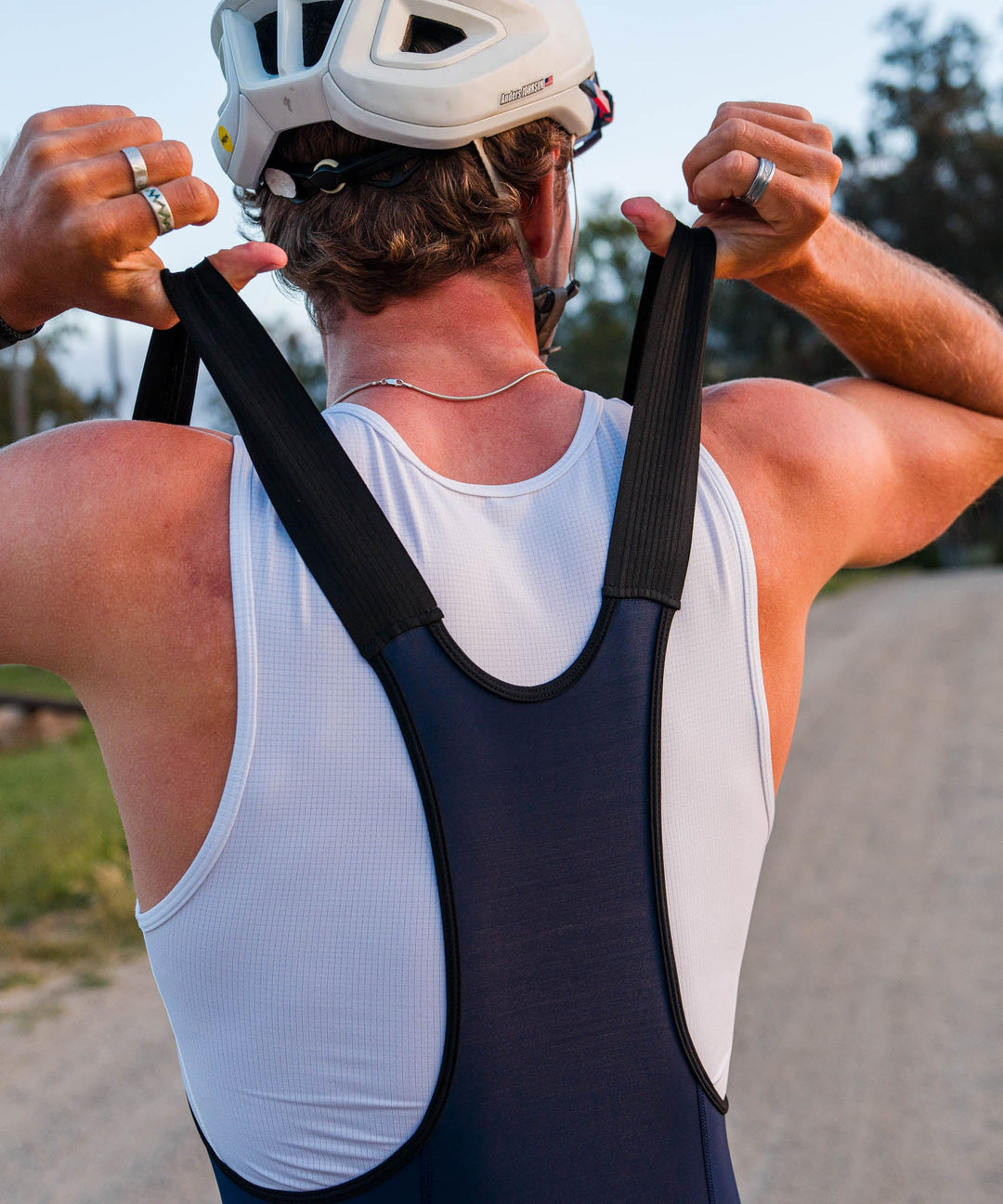 Voler M. ESCAPE BIB - BLACK