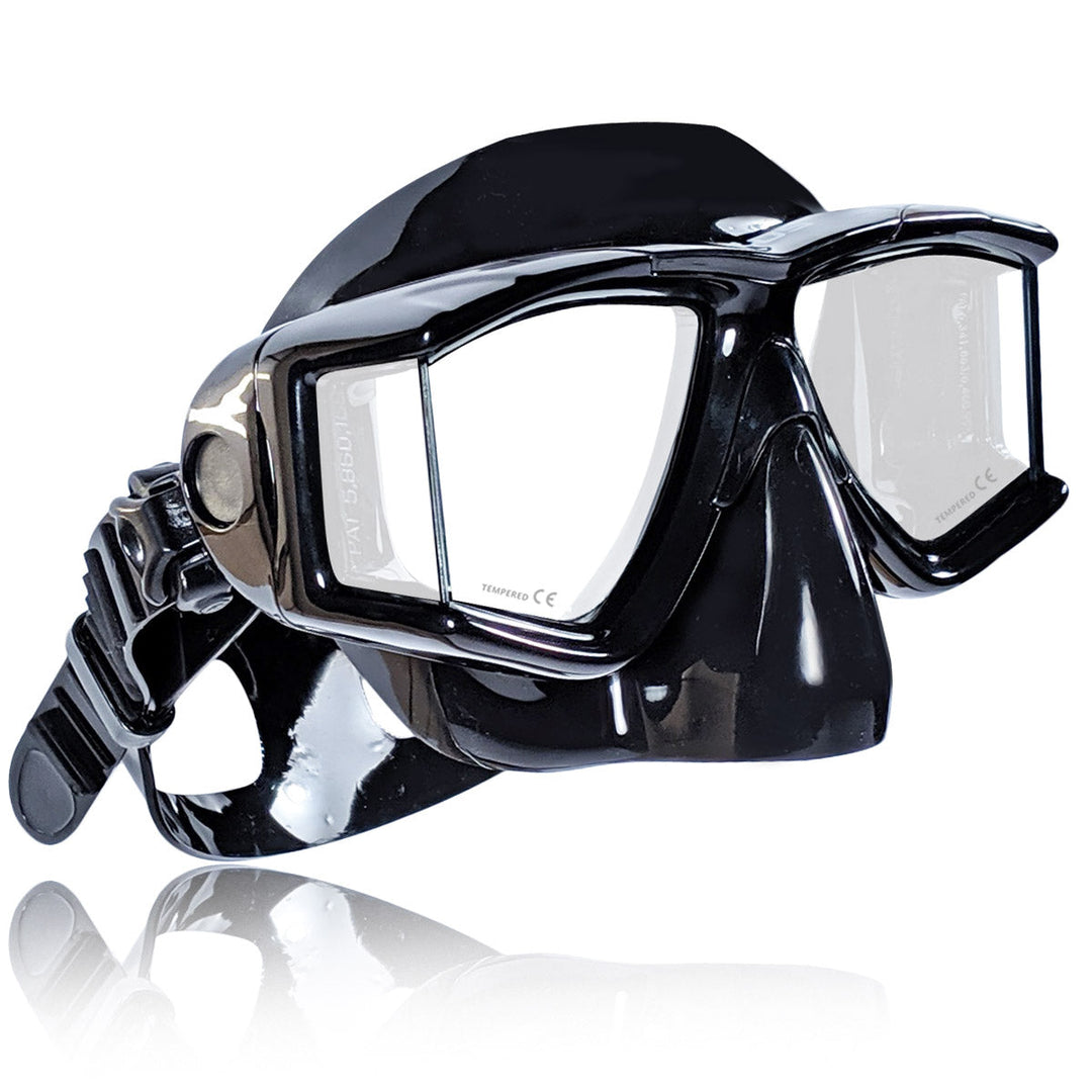 Double Lens Panoramic Mask for Underwater Vision