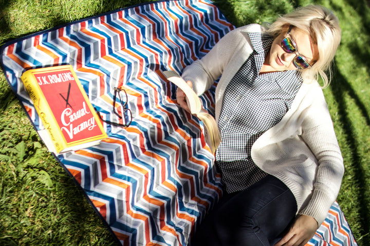 Picnic Time Vista Outdoor Picnic Blanket & Tote