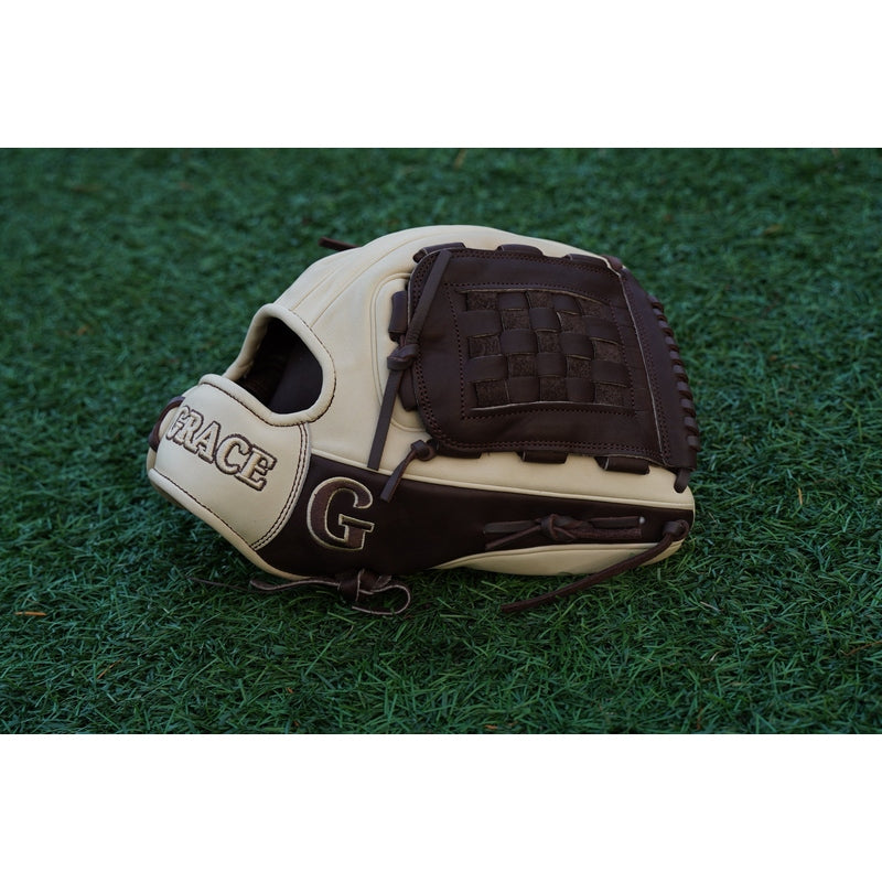 12.50" Outfield Closed Web Grace Glove - Professional Softball Glove