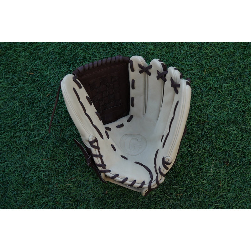 12.50" Outfield Closed Web Grace Glove - Professional Softball Glove