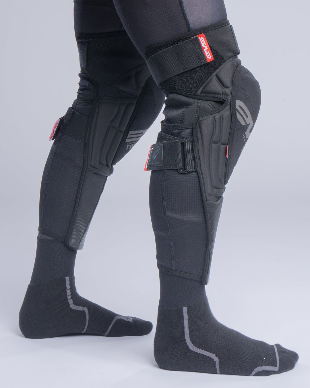 TP199 Blackout Knee Guard