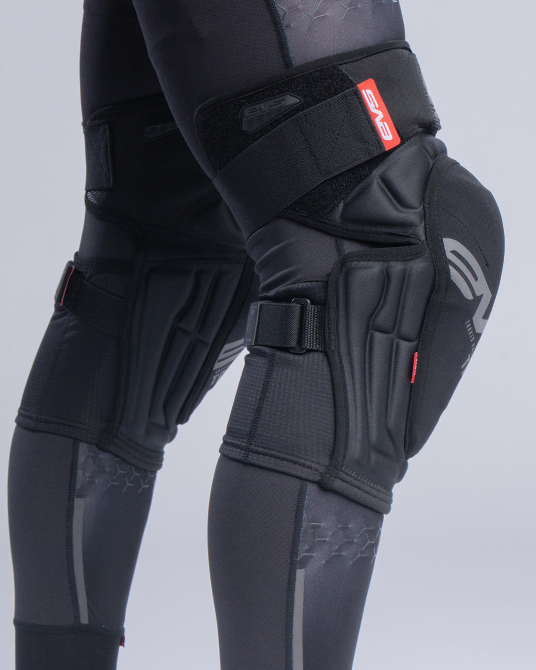 TP199 Lite Blackout Knee Guard