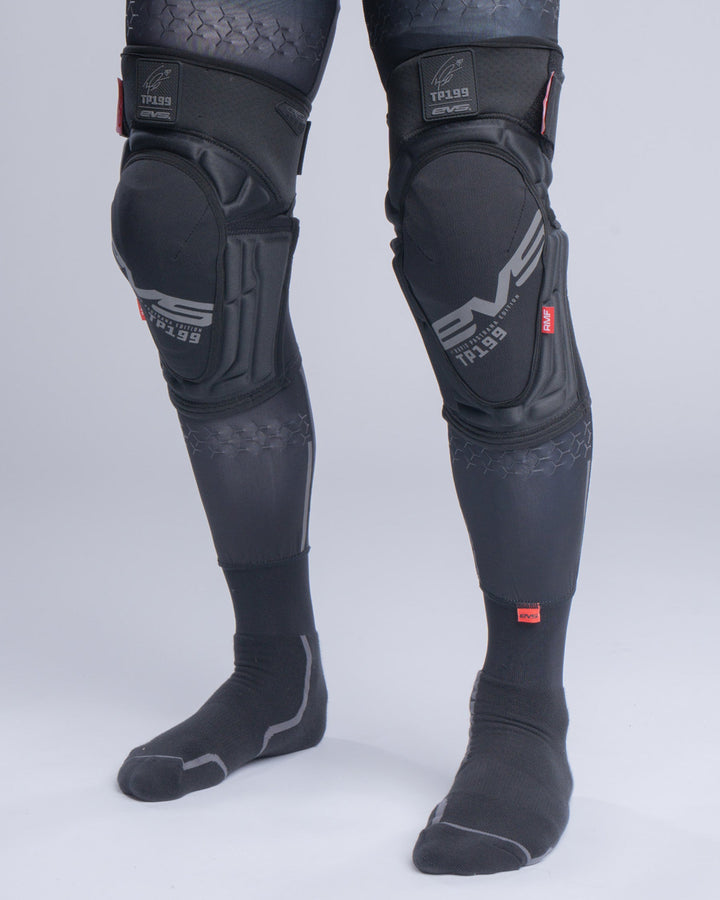 TP199 Lite Blackout Knee Guard