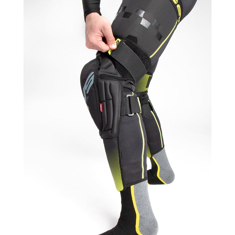 TP199 Knee Guard for Ultimate Support and Protection