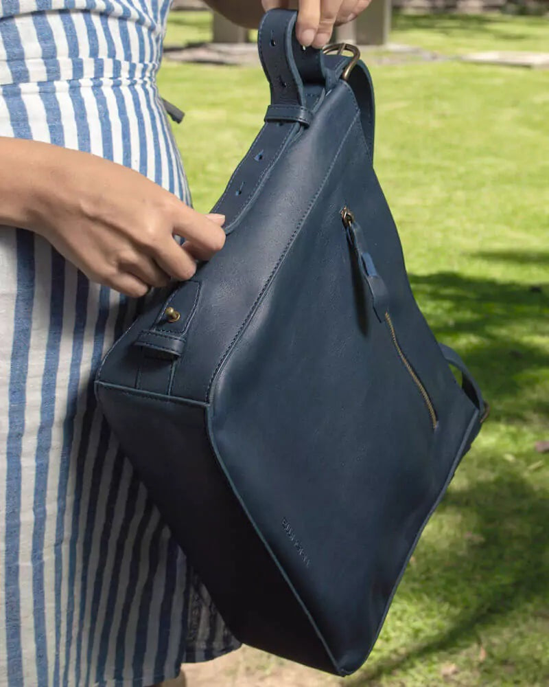 Ellington Leather Hobo w/ Zippered Pouch
