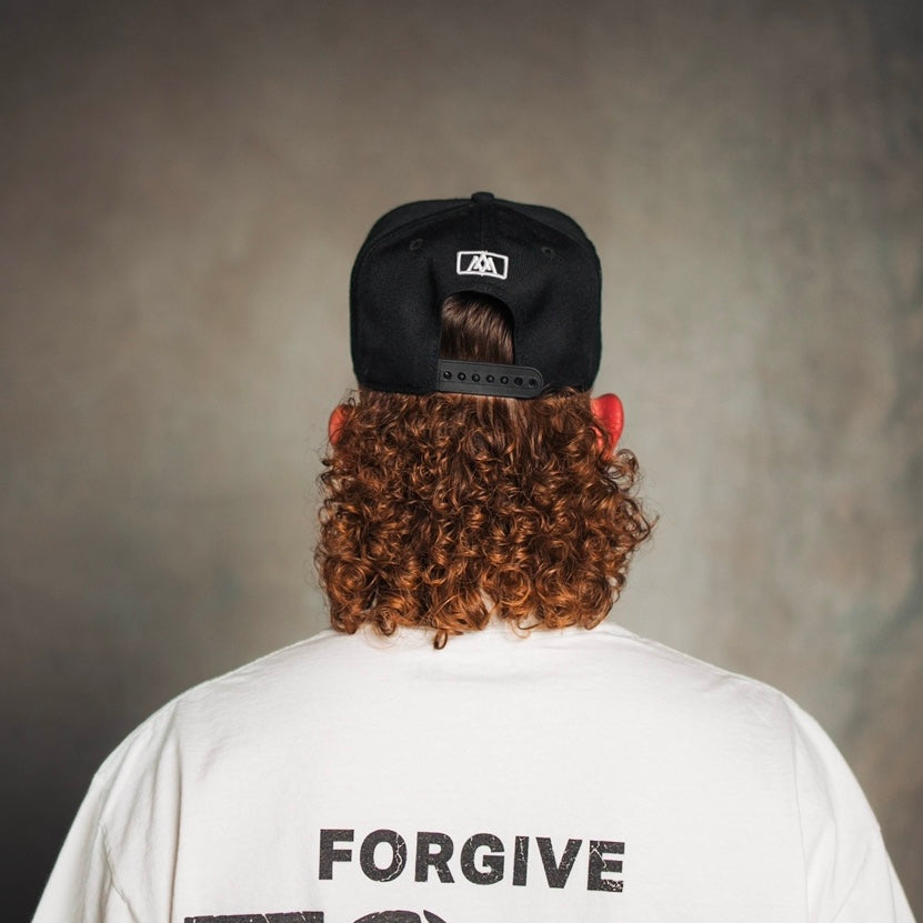 ‘7’ Premium Wool Blend SnapBack - Black/White