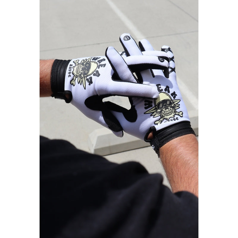 Havoc Skull and Crossbones Gloves