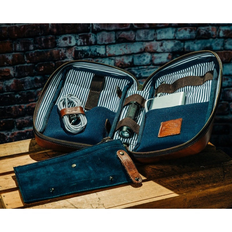 Heritage Leather "Doc" Electronics Organizer / Toiletry Kit