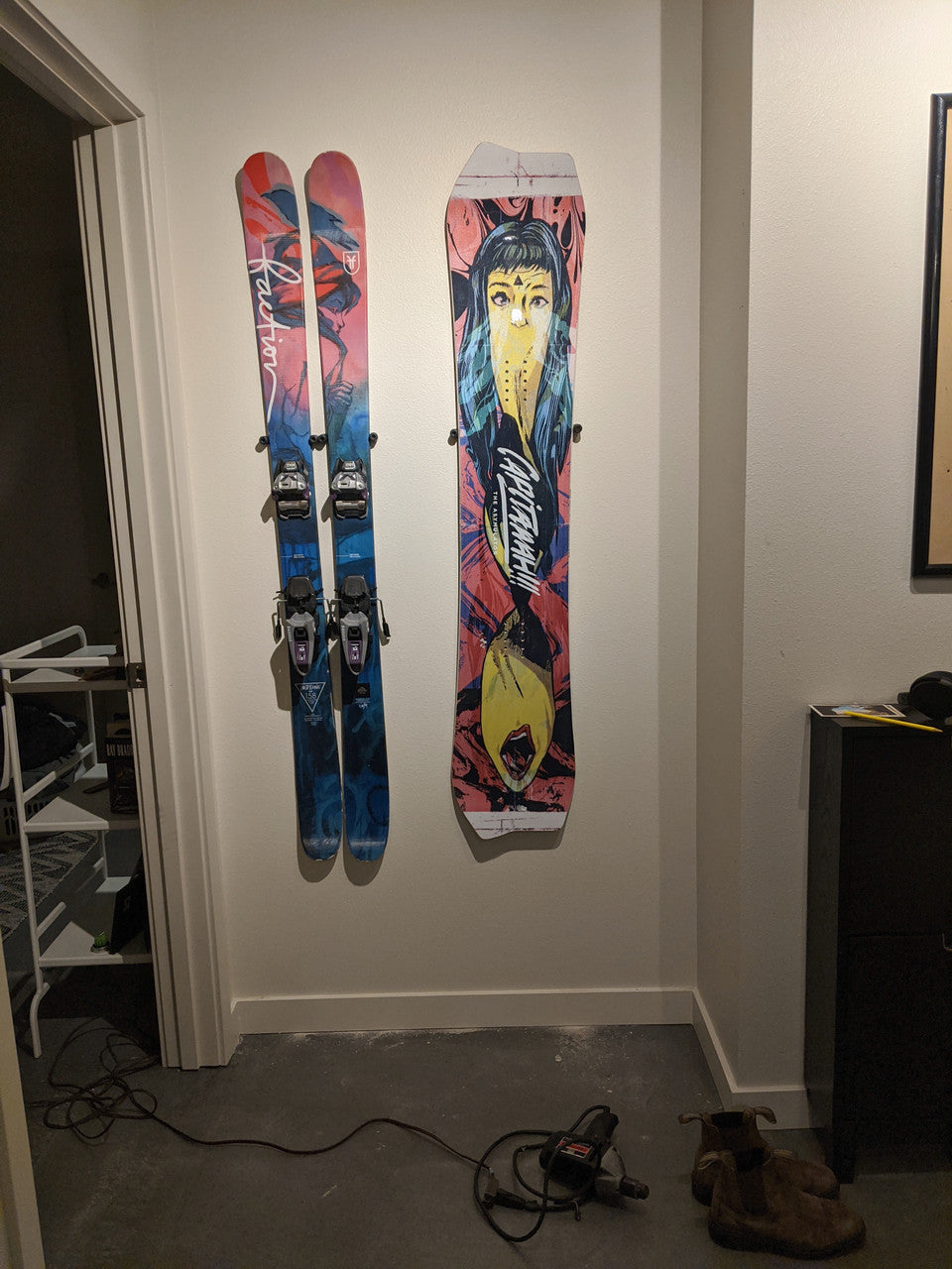 Cinch Snowboard Display Rack for 2 Boards