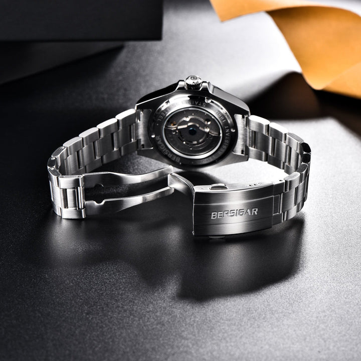 Bersigar Luxaura 1682 - Stylish and Durable Watch