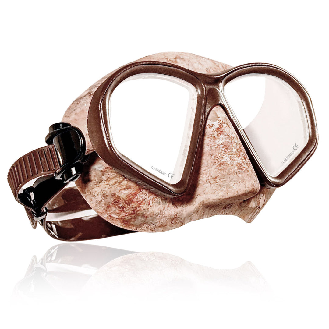 Camo Spearfishing Mask for Underwater Exploration