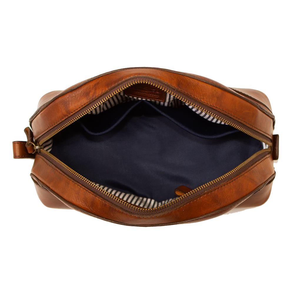 Heritage Leather Stateroom Toiletry Wash Bag