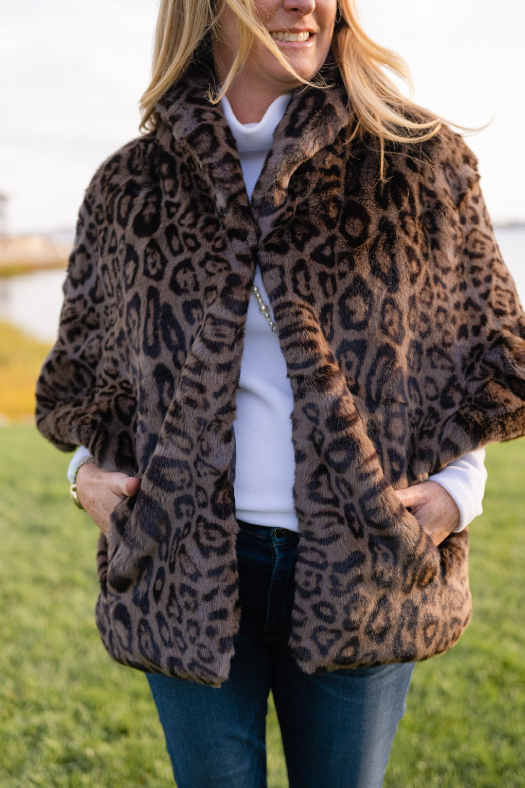 Pretty Rugged Gear Collins Capelet