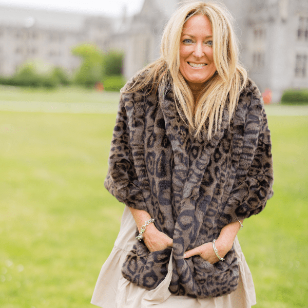 Pretty Rugged Gear Collins Capelet