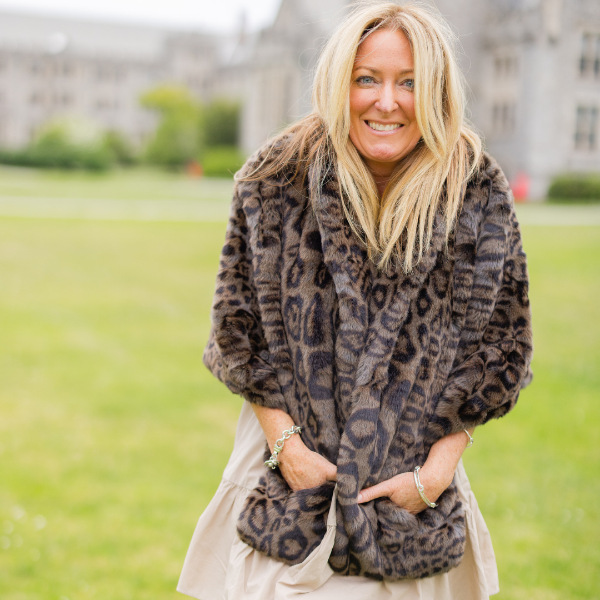 Pretty Rugged Gear Collins Capelet