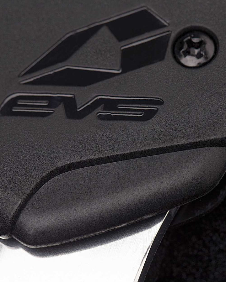 Knee Protection Axis Sport Brace - Optimal Comfort & Flexibility