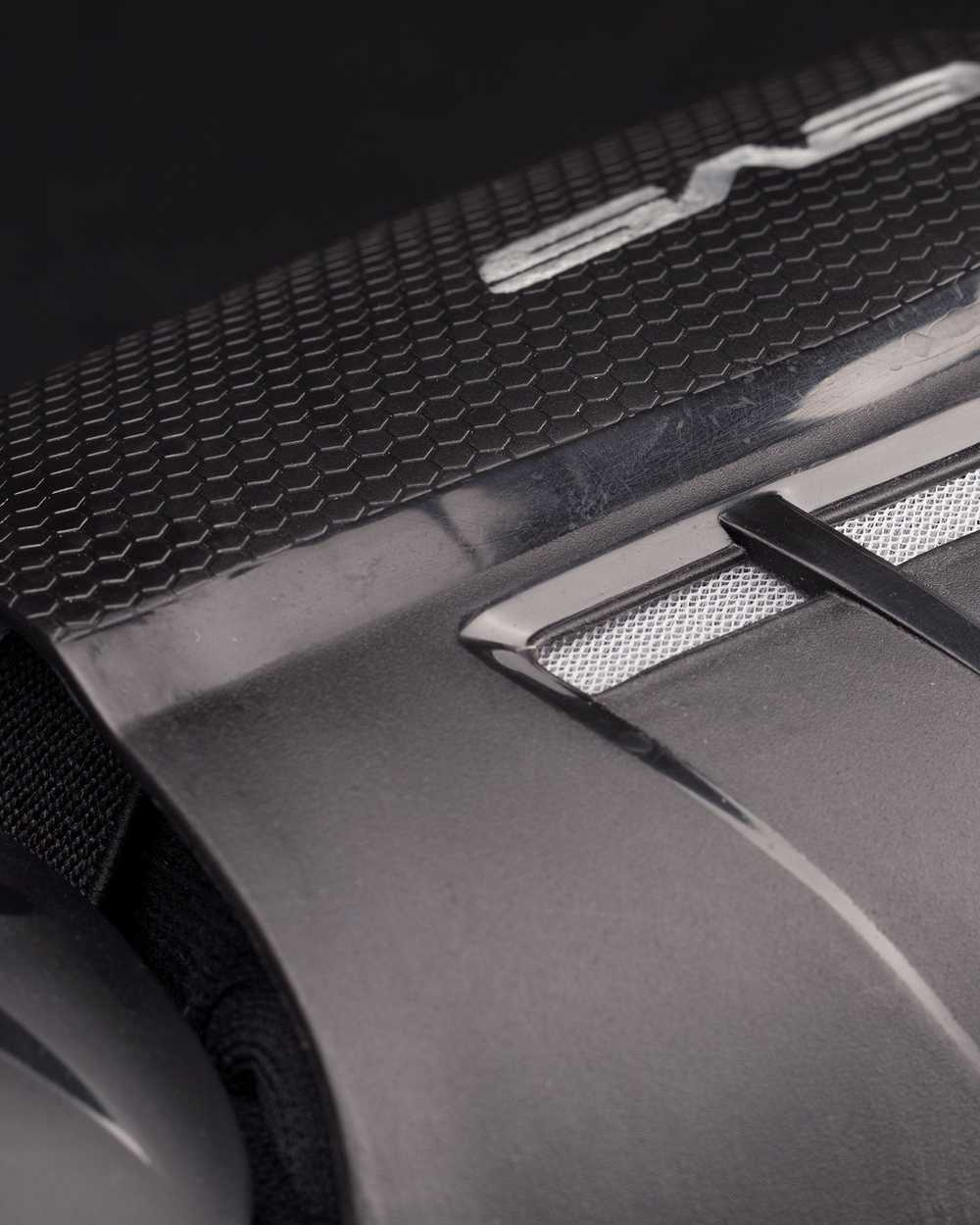 RS9 Knee Brace for Comfort and Protection