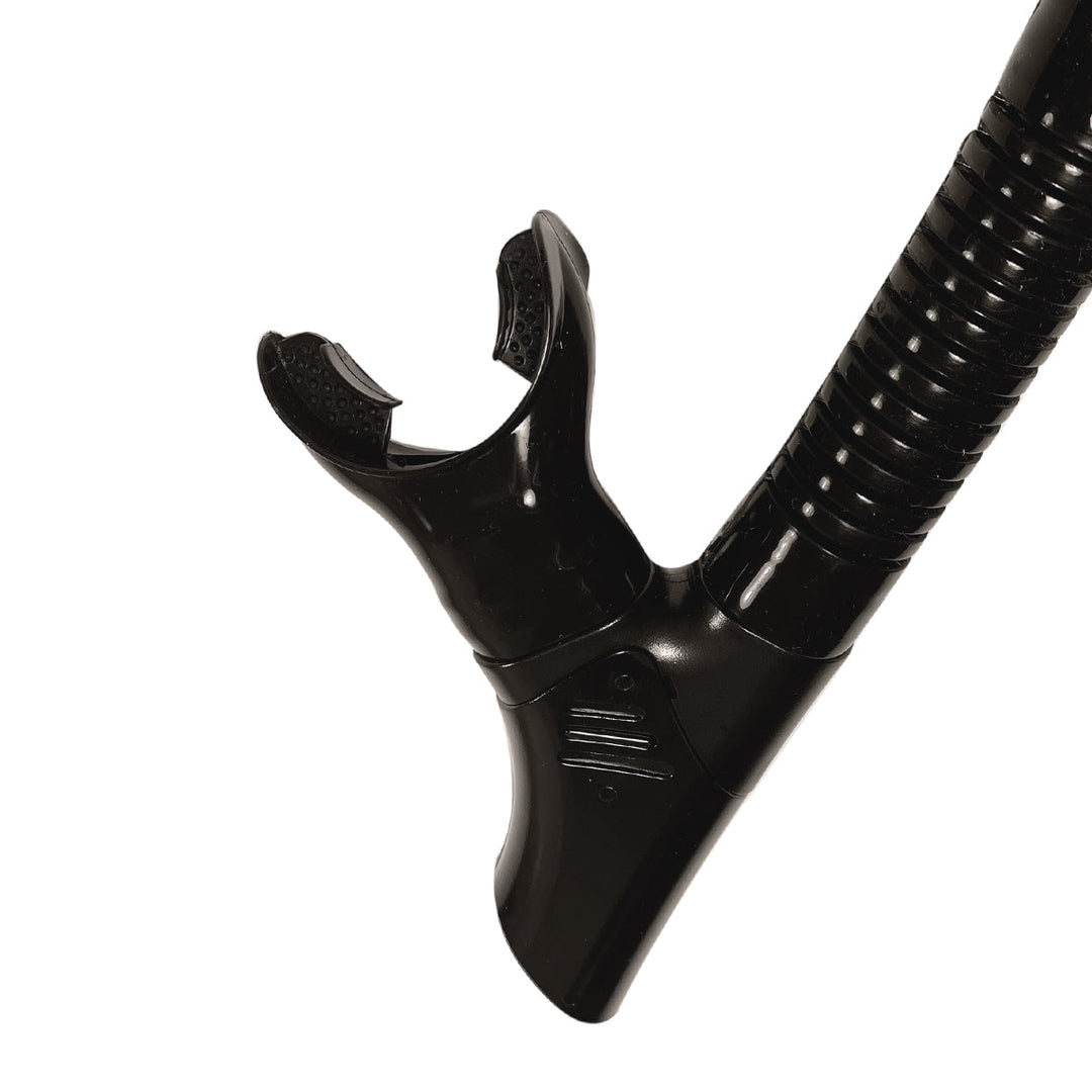 100% Dry Snorkel for Seamless Diving Experience