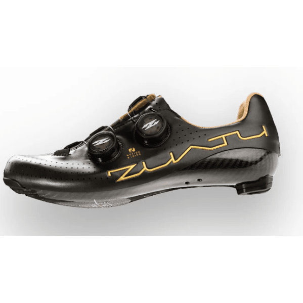 ZUATU Z001 Cycling Shoes for top athletes specializing in carbon fiber technology