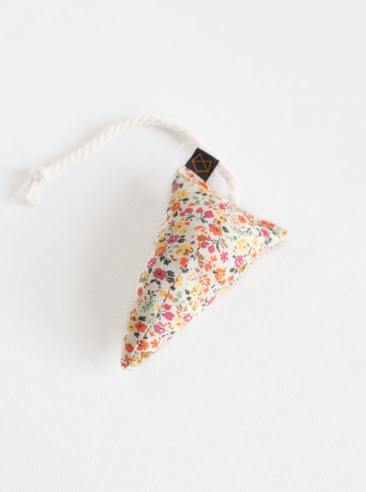 MODERN MOUSE - FLORAL