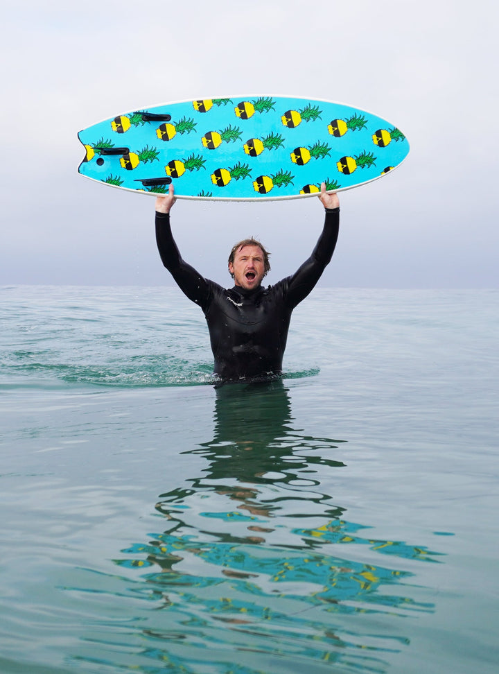 Performer x Ben Gravy Tri Fin