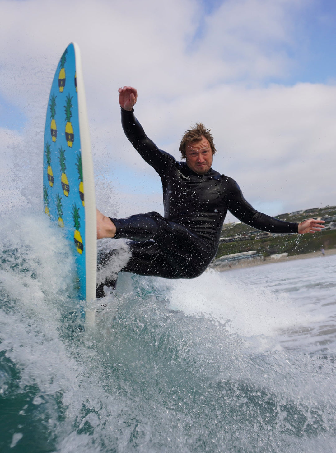 Performer x Ben Gravy Tri Fin