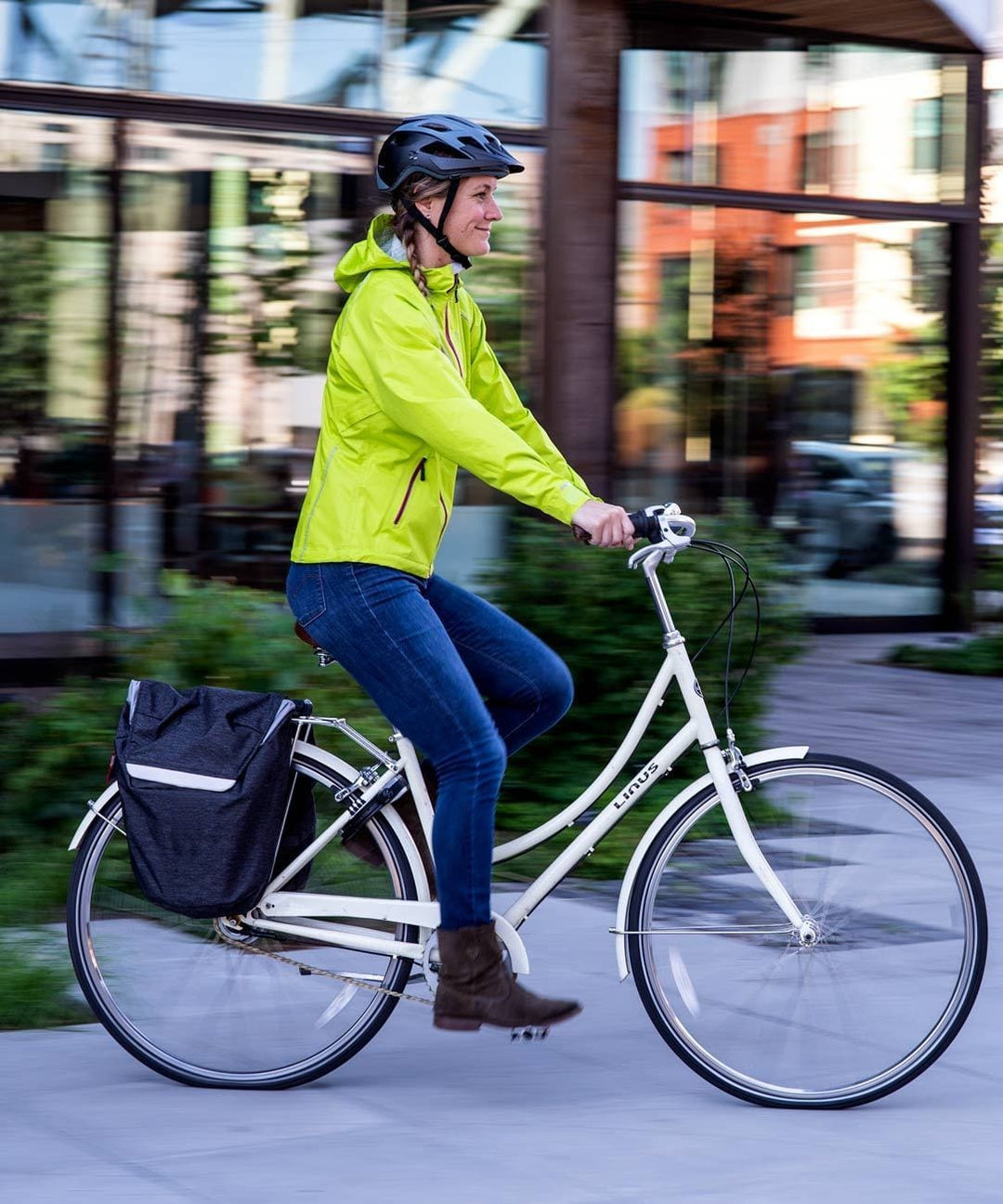 Showers Pass Women's Syncline CC Jacket