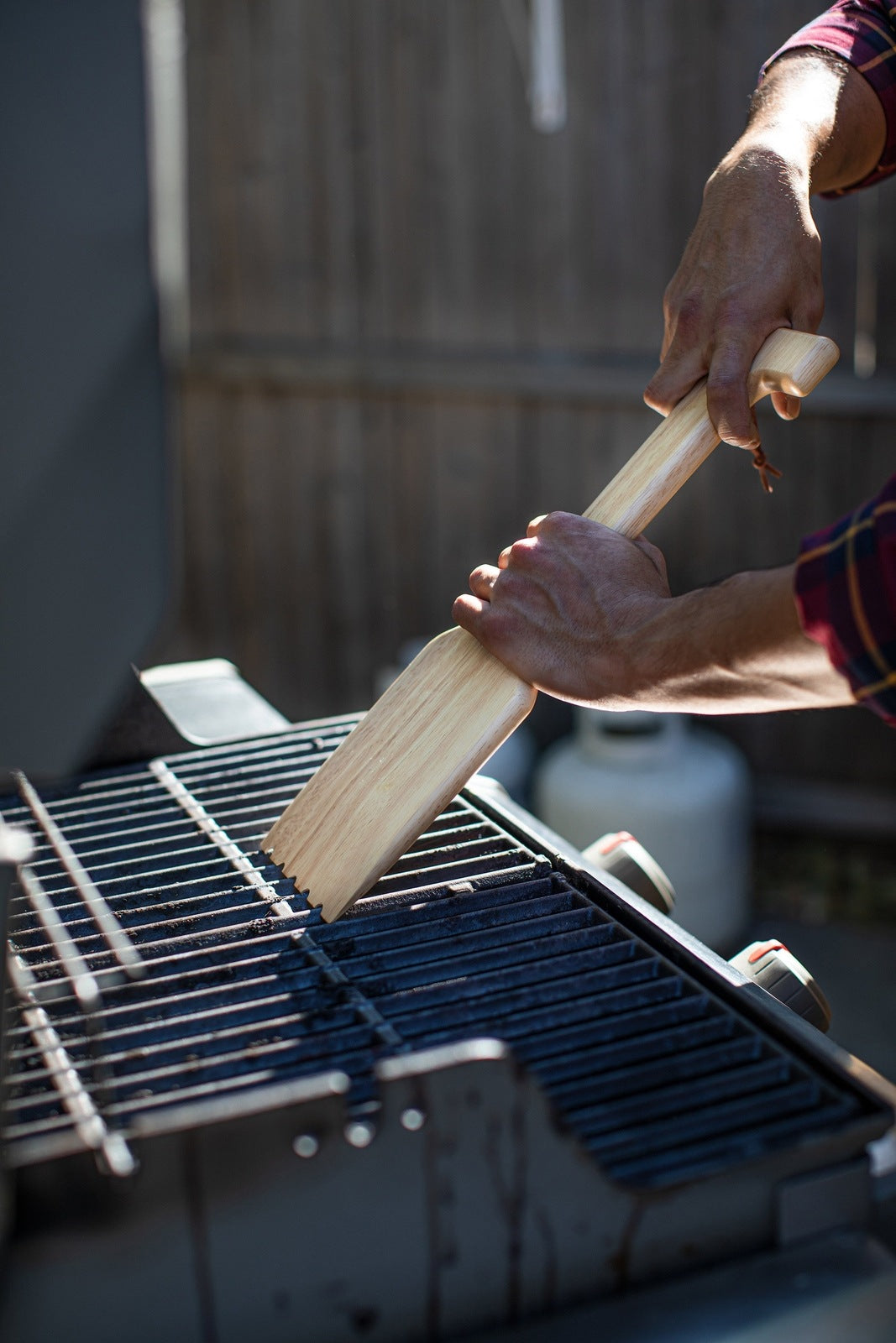 Picnic Time BBQ Grill Scraper - Thumbnail 3