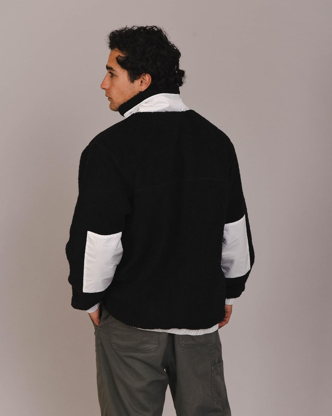 OOSC Clothing Sherpa Fleece Jacket Black / White - Men's