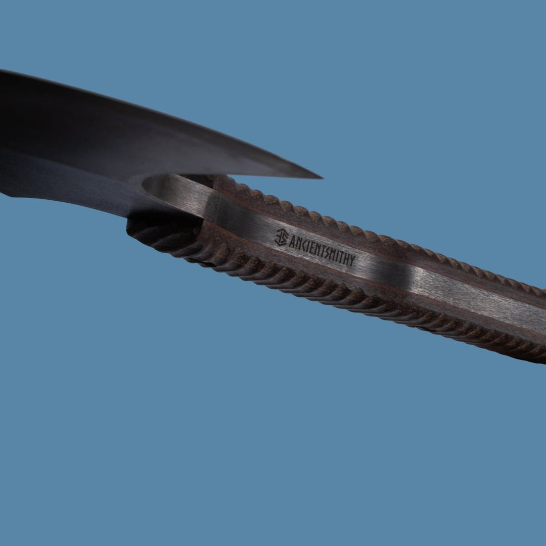 Combat tomahawk "Barong" with polymer composite handle