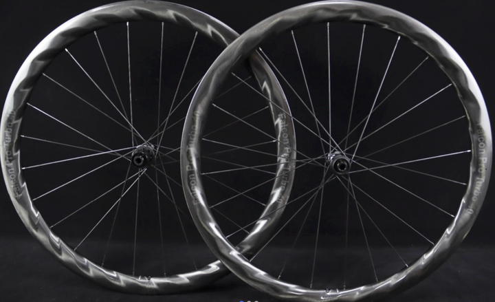 The Falcon Premium Carbon Wheelset - Disc Brake