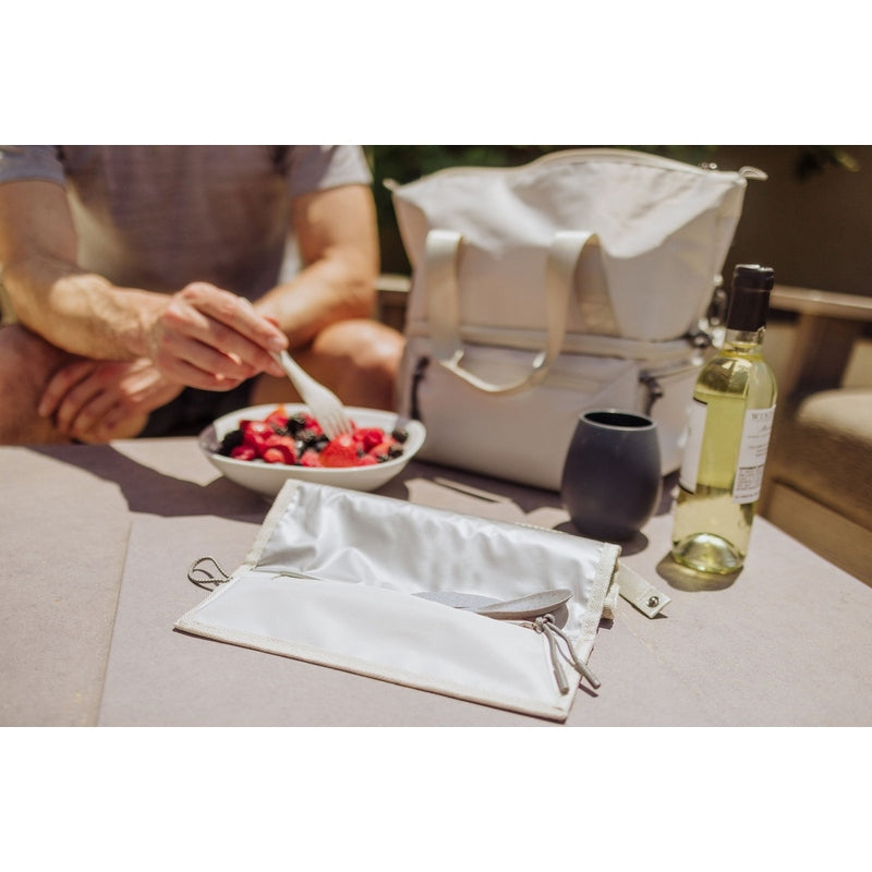 Picnic Time Tarana Lunch Bag Cooler with Utensils