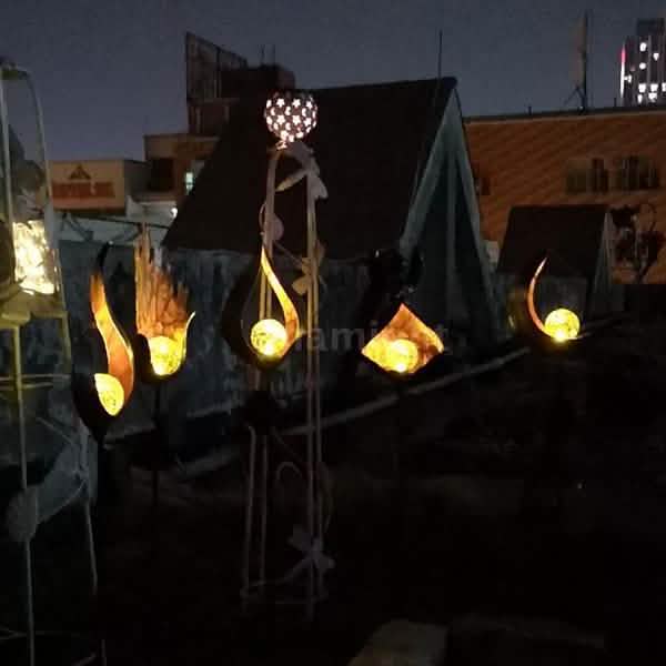 Solar Flame Light Lantern for Outdoor Spaces