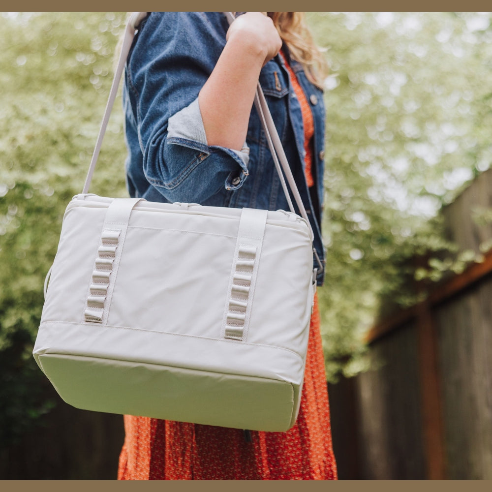 Tarana Superthick Cooler - 24 can