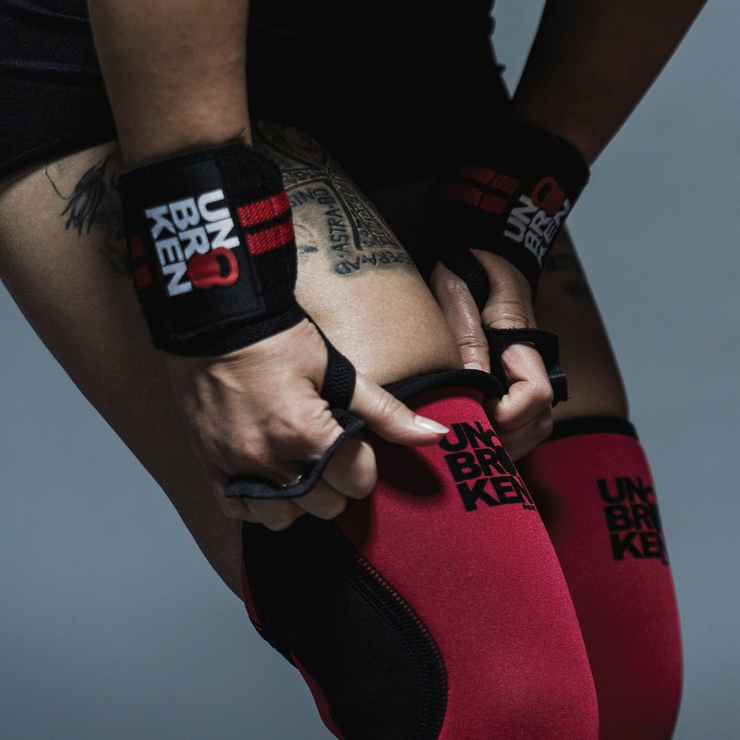 UNBROKEN Reversible Knee Sleeves Red – RedMonkey Sports