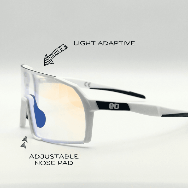 Eastern Outer Uno Mas Photochromic+ | Small / Youth